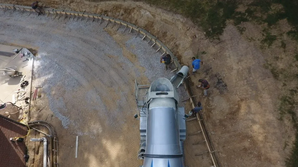 Local Focus and Community in Almont, MI